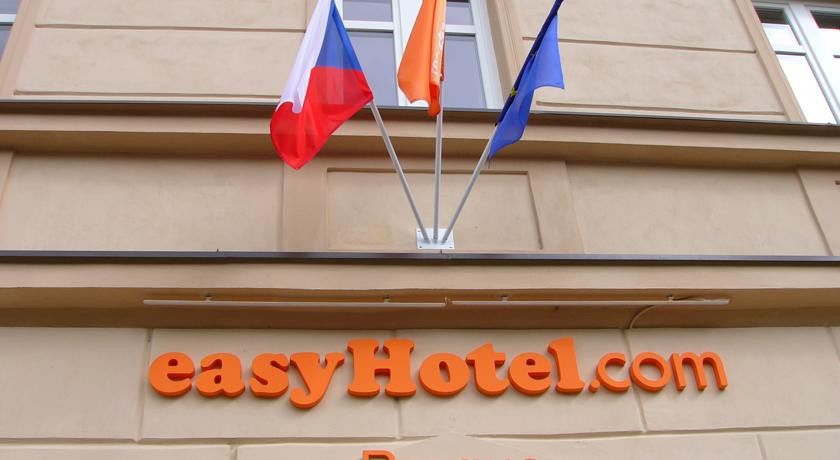 Le Petit 3* Praga